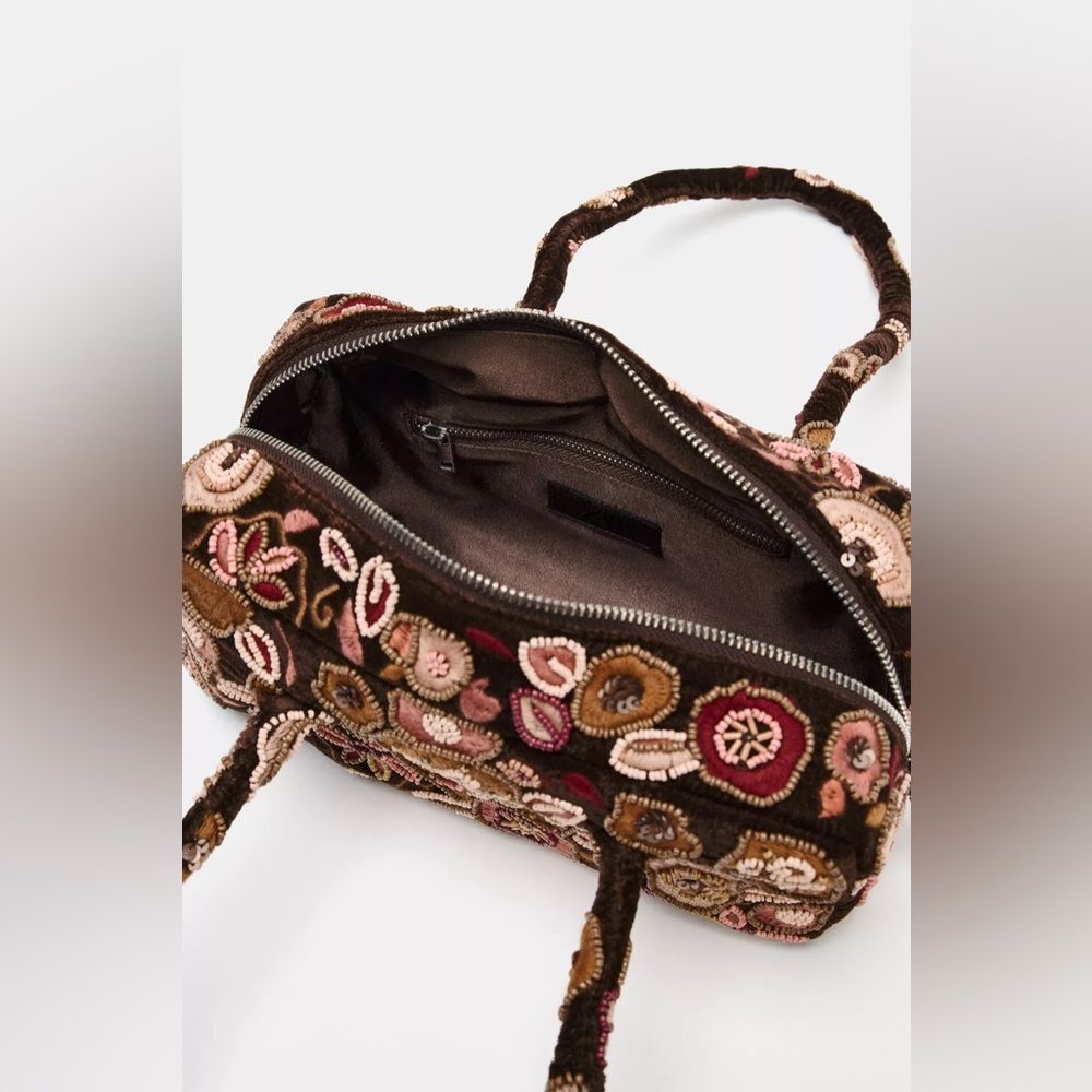 ZARA EMBROIDERED SHOULDER BAG - Picture 4 of 7